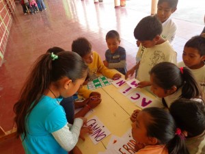 Alumnos de la Escuela que recibió el proyecto.